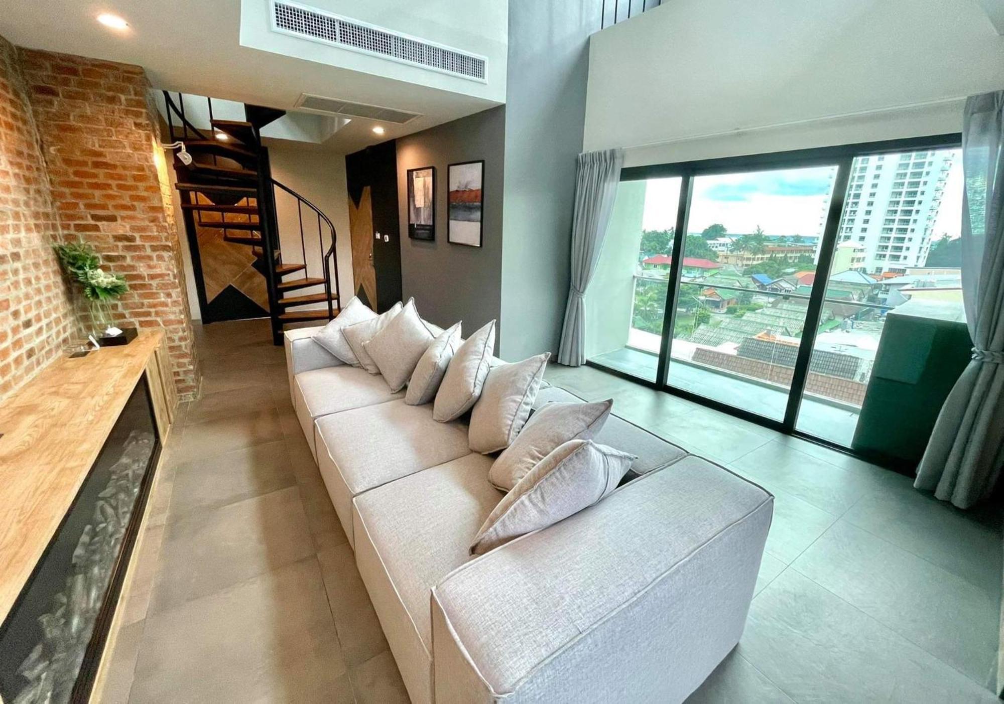 Room Actually Service Apartment Karon Екстер'єр фото