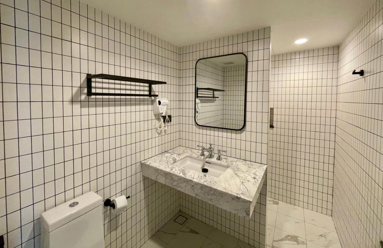 Room Actually Service Apartment Karon Екстер'єр фото