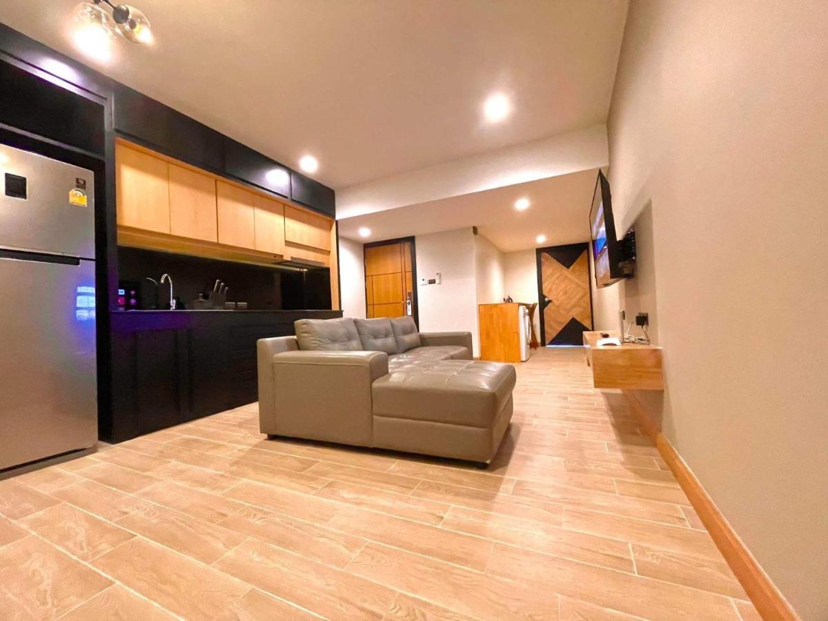 Room Actually Service Apartment Karon Екстер'єр фото