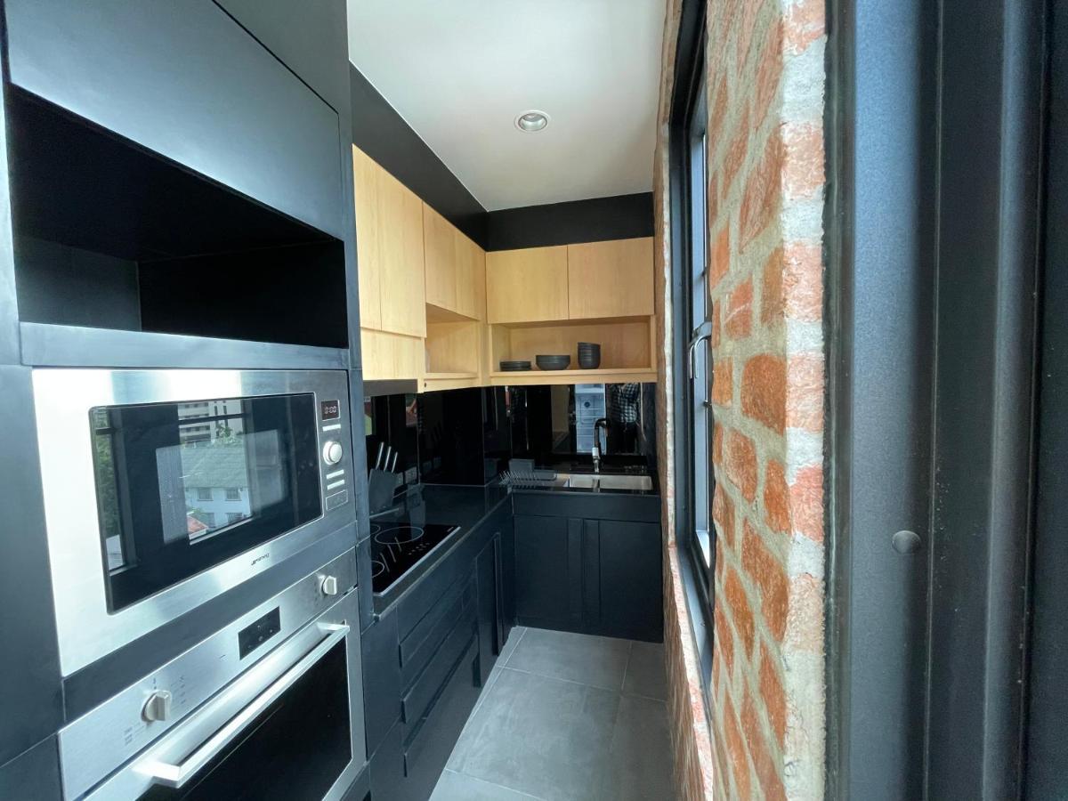 Room Actually Service Apartment Karon Екстер'єр фото