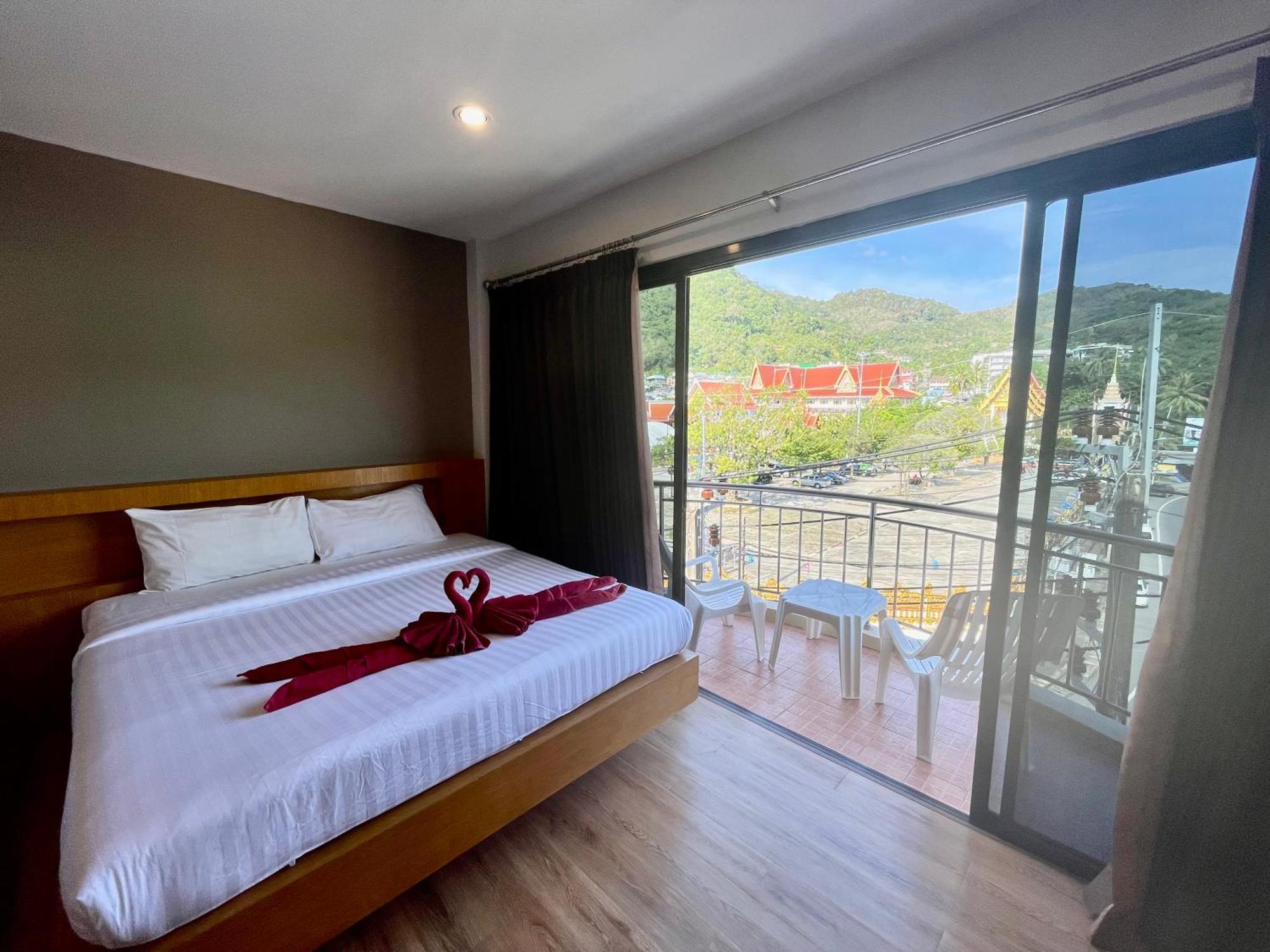 Room Actually Service Apartment Karon Екстер'єр фото